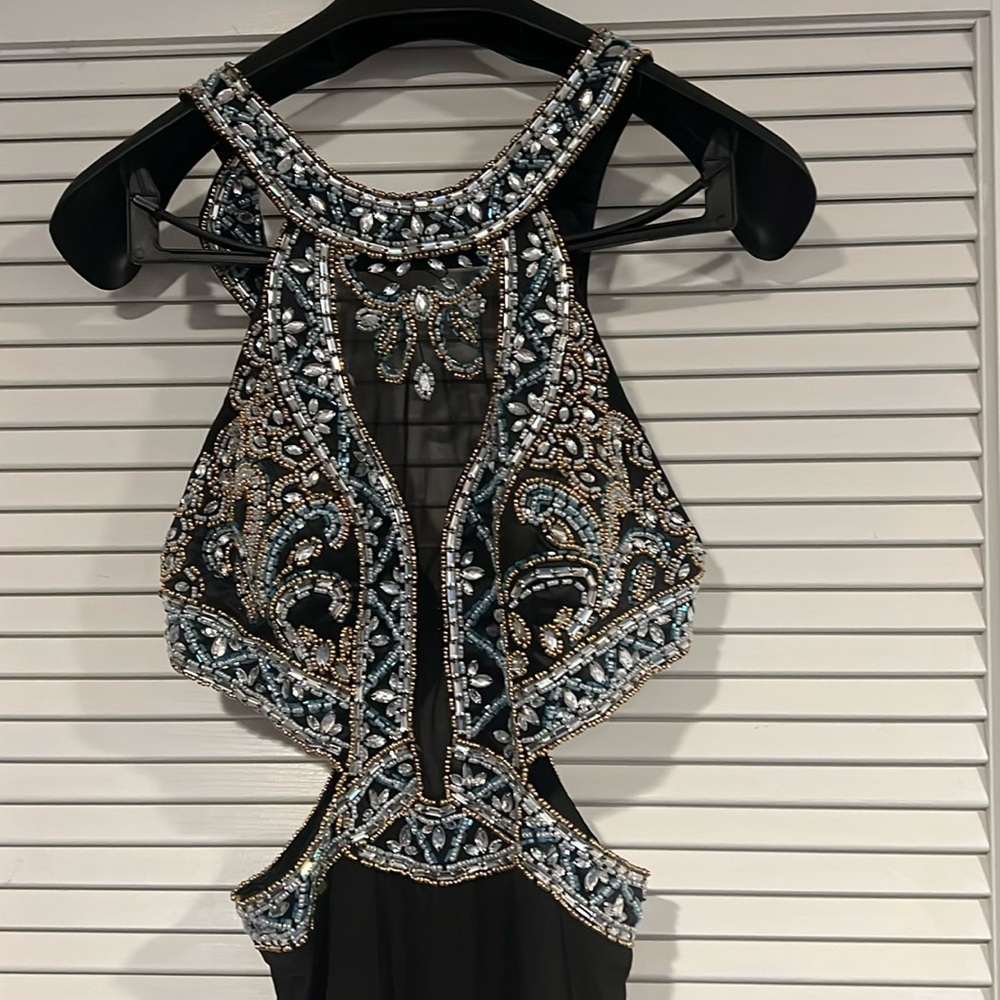 NWOT Beautiful black/baby blue sequence top long gown - Picture 2 of 5
